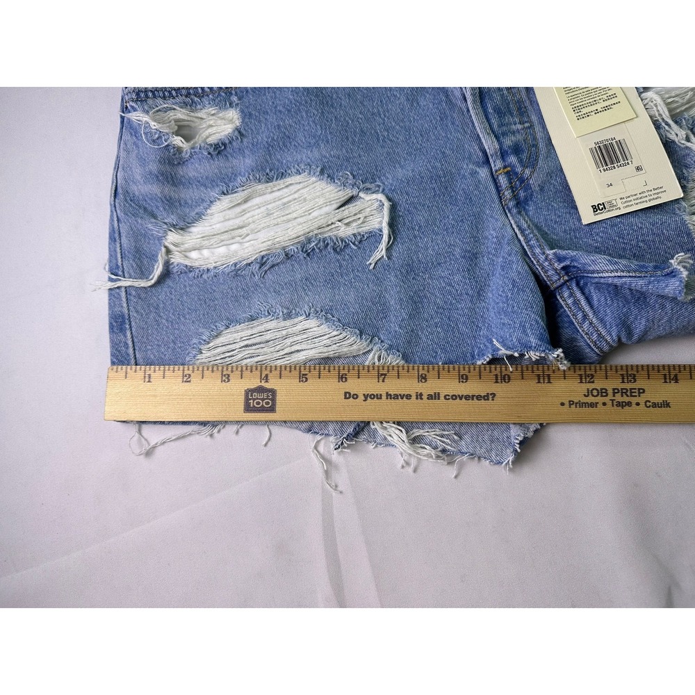 NWT Levi's Premium 501 Shorts Sz 34 Distressed Light Wash High Rise Denim Cutoff - Picture 16 of 16